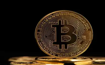 البتكوين تسجل أسعارا قياسية جديدة بتخطيها