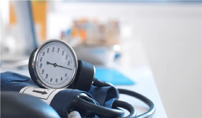 إزالة أعصاب الكلى.. علاج جراحي جديد