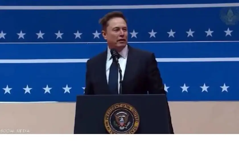 إيلون ماسك يثير جدلا خلال تنصيب