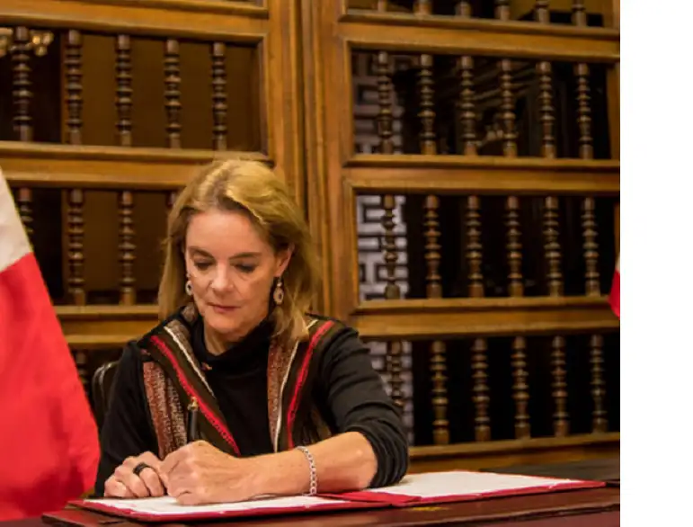 البيت الأبيض: تعيين ليزا كينا وزيرة