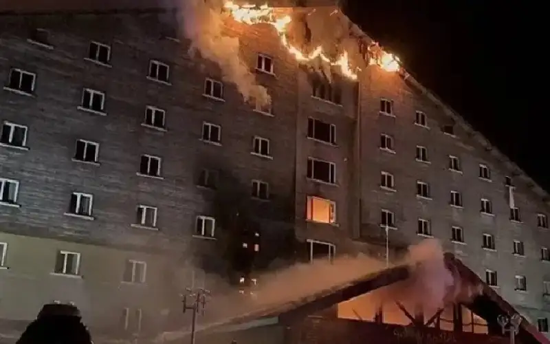 حريق مروع في فندق بتركيا يسفر