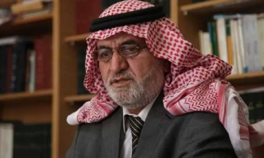 بيان من 70 شخصية يؤيد الشيخ