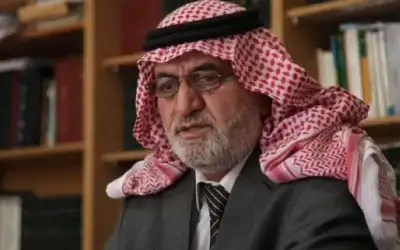 بيان من 70 شخصية يؤيد الشيخ