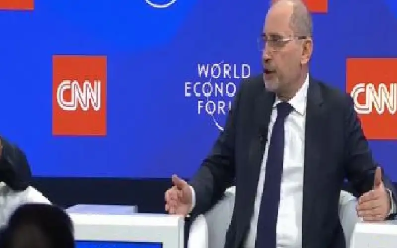 الصفدي: خطر انهيار وقف إطلاق النار