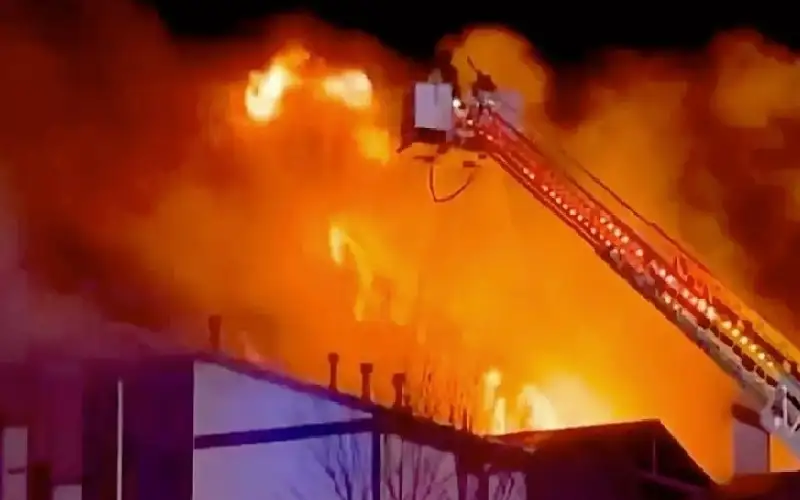 مأساة عائلية.. مصرع أسرة بأكملها في