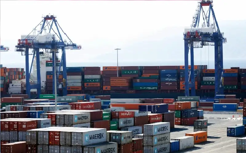 ارتفاع الصادرات الوطنية للعراق إلى 830