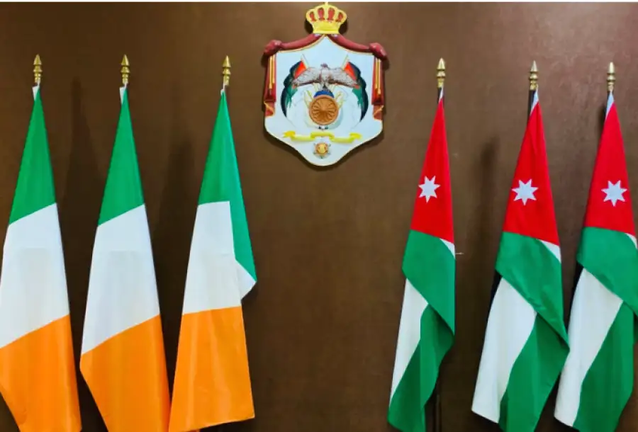 الأردن وإيرلندا يؤكدان ضرورة دعم “الأنروا”