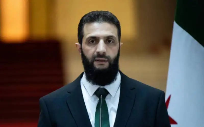 بشكل رسمي .. تنصيب أحمد الشرع