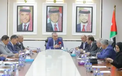 الطاقة النيابية تناقش ملاحظات حول أسطوانات