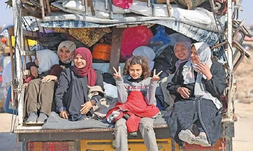 أكثر من 100 أسير فلسطيني إلى