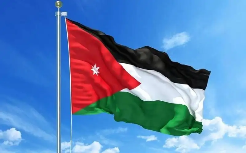 الأردن .. إلزام وضع سارية علم