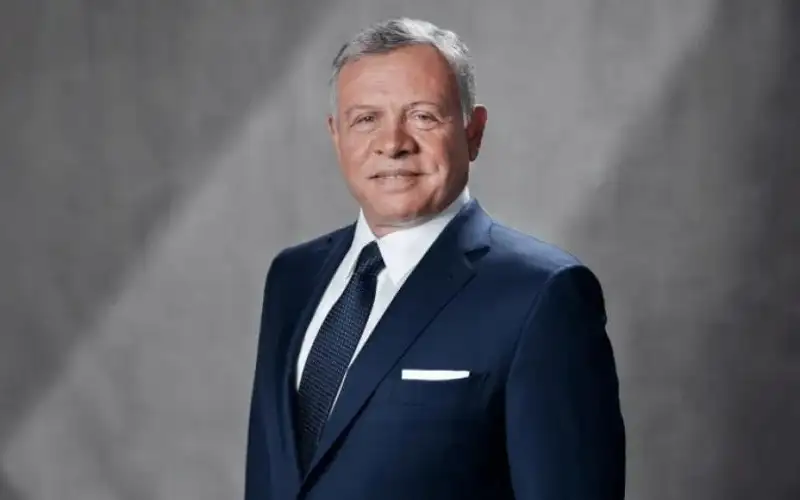 الملك يهنئ الرئيس الشرع بتوليه رئاسة