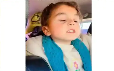 هل سمعتم القصيدة من هذه الحلوة؟