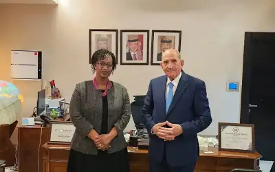 الذنيبات يبحث مع سفيرة رواندا في