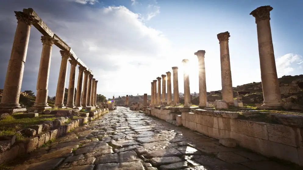 اكتشاف قواعد جسر روماني في جرش