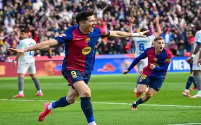 بطولة إسبانيا: ليفاندوفسكي يقود برشلونة إلى
