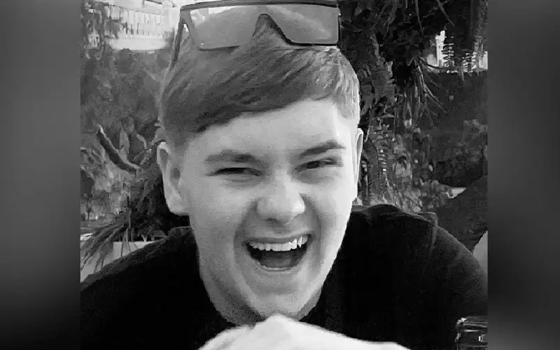 مدرسة بريطانية تتحول لمسرح جريمة.. وفاة