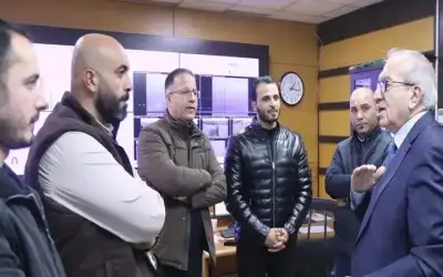 وزير الاشغال يتفقد عمل غرفة عمليات