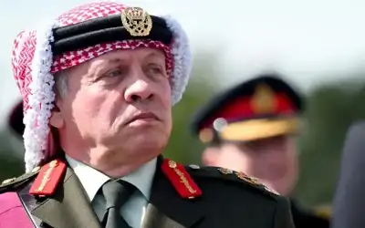 الملك يؤكد للرئيس العراقي على رفض