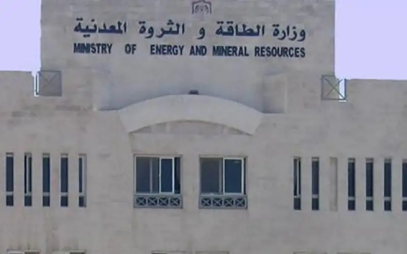 الطاقة: انخفاض أسعار البنزين بنوعيه والديزل