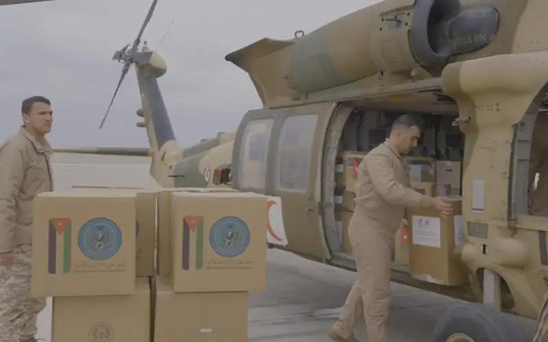 16 طائرة تشارك بإرسال المساعدات الإنسانية