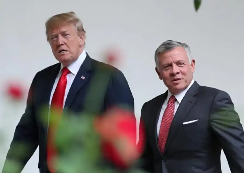 الملك يصل البيت الأبيض للقاء ترامب