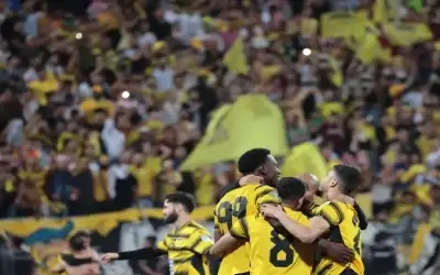 الحسين إربد يلتقي الشارقة اليوم بدوري