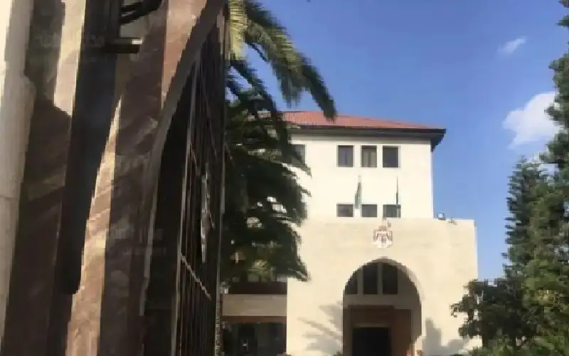 تخفيض رتبة مدير عام مكتب رئيس