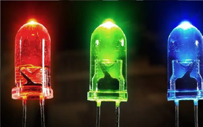 اللون الأزرق .. الحلقة المفقودة التي