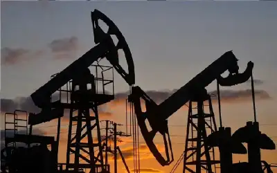 النفط يتراجع مع احتمال التوصل لاتفاق