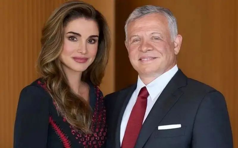 الملكة للملك: حنا فدا عيونك