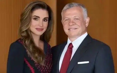 الملكة للملك: حنا فدا عيونك