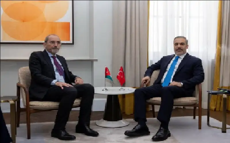 وزير الخارجية ونظيره التركي يؤكدان ضرورة