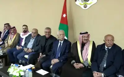 العيسوي يلتقي أكثر من (1500) من