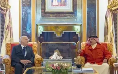 الامير الحسن يلتقي ملك البحرين