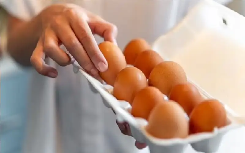 طبيب يكشف سببا مثيرا لتناوله 56