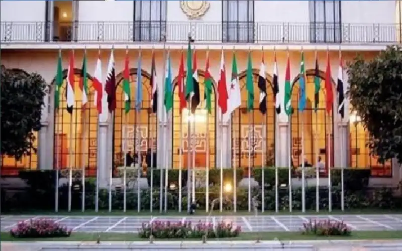 مصر تعلن تأجيل القمة العربية الطارئة