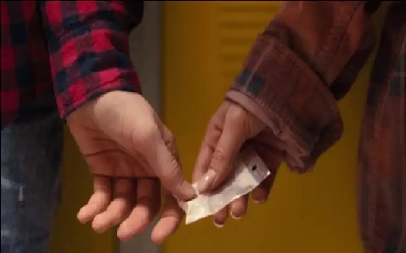 في مدرسة تونسية.. تلميذ يبيع مخدرات