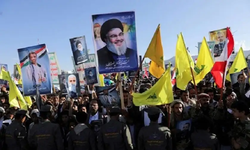 وزير يمني يطالب بيروت باعتقال قادة