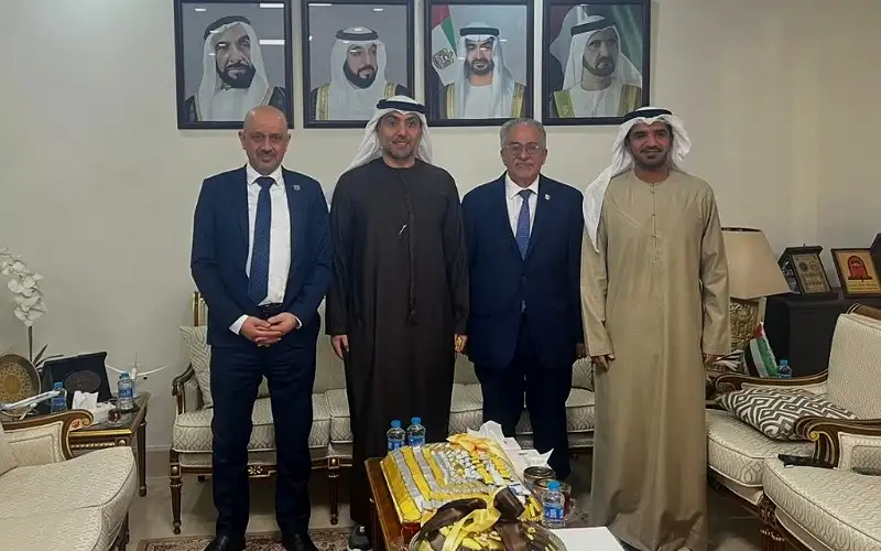 رئيس جامعة عمان الأهلية يلتقي القائم