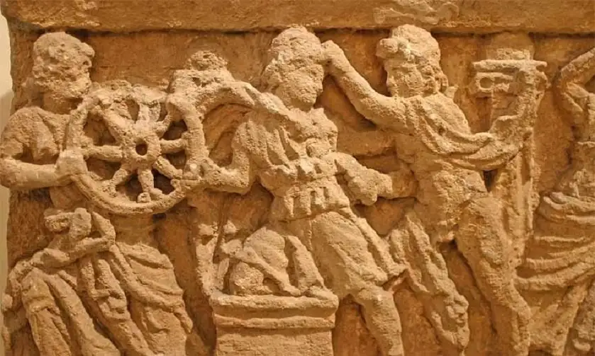 الكائن بين جحيم اللغة و جحيم