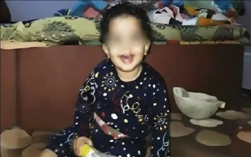 جريمة صادمة.. مصري يفصل رأس رضيعه