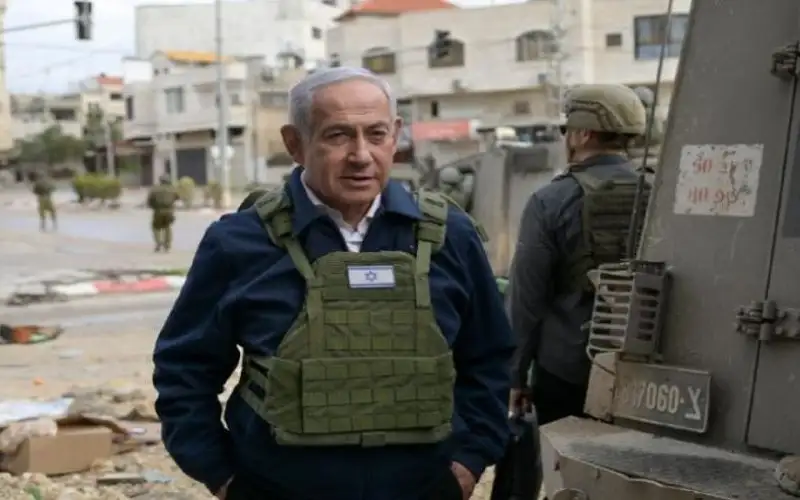 نتنياهو في مخيم طولكرم ويأمر بمزيد