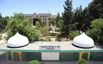 خلال المنخفض الجوي .. . جامعات