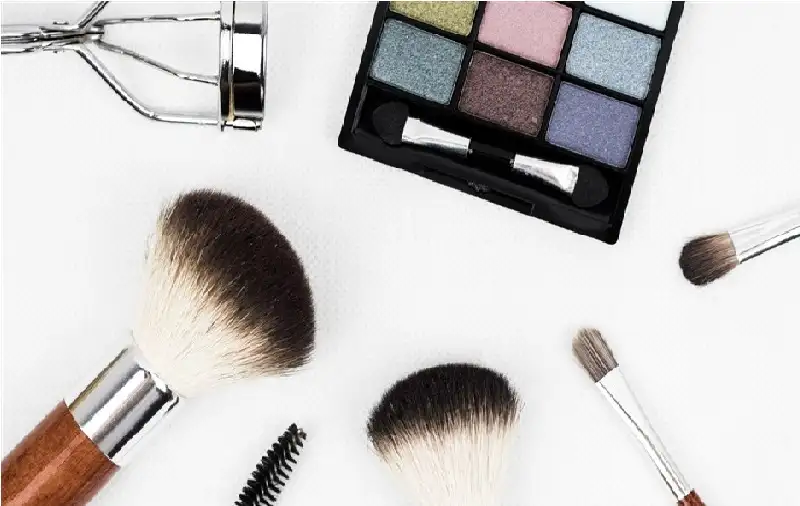 إصابة امرأة بشلل دائم بعد استعارتها