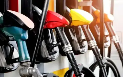الطاقة: ارتفاع أسعار البنزين وانخفاض الديزل