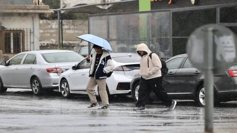 تأخير دوام المدارس لأيام الأحد والاثنين