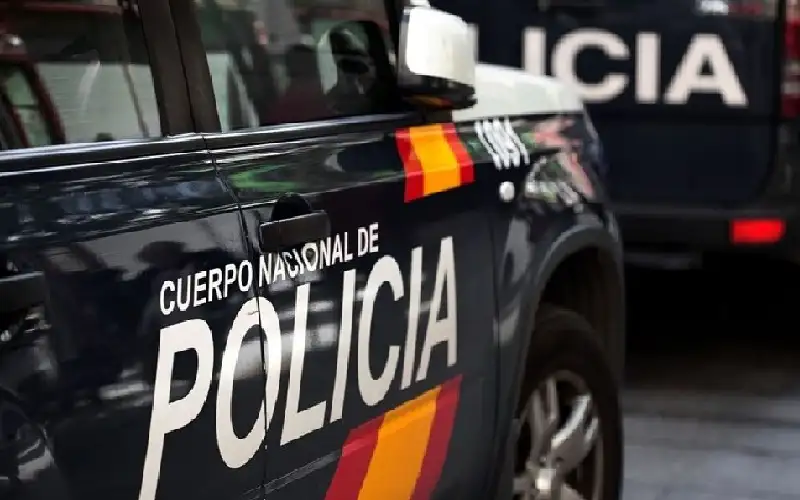 إسبانيا تفكك عصابة تاجرت بألف امرأة
