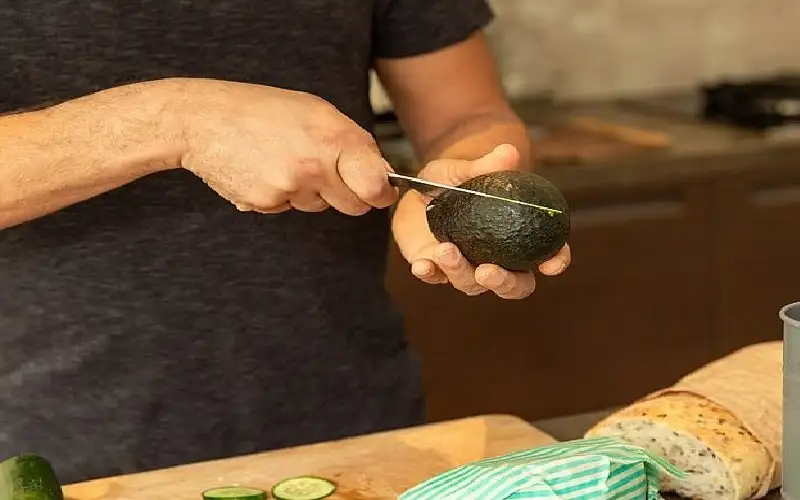 6 عادات شائعة يحذر أطباء الطوارئ