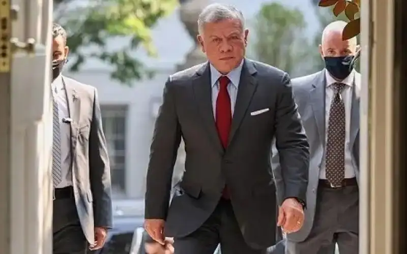 ماذا قال الملك للنواب.. وبماذا بشر